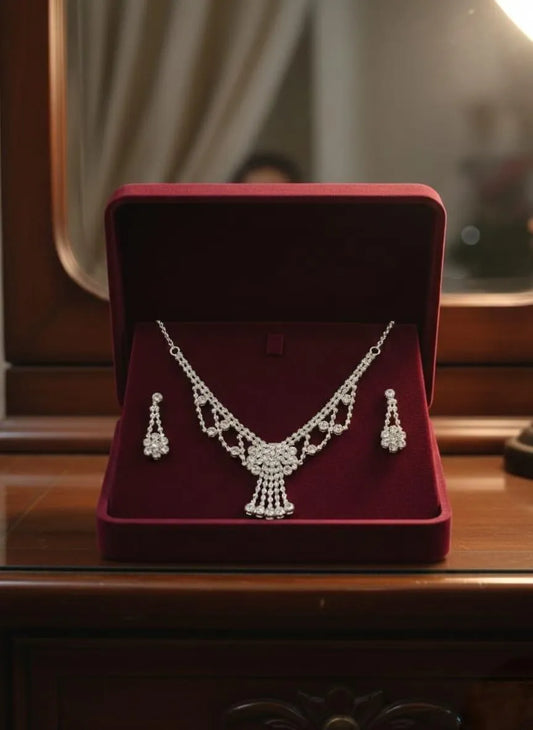 Modern Silver Plated Crystal Necklace Set for Women
