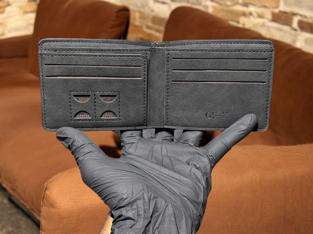 Premium Men's Genuine Leather Wallet – Slim Stylish Bifold Wallet for Men