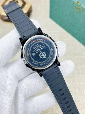 Buy Men's Black Stylish Rubber Strap Watch